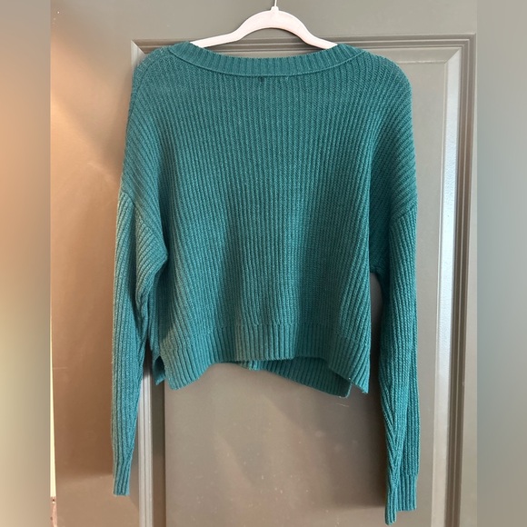 Cropped sweater - Picture 3 of 3
